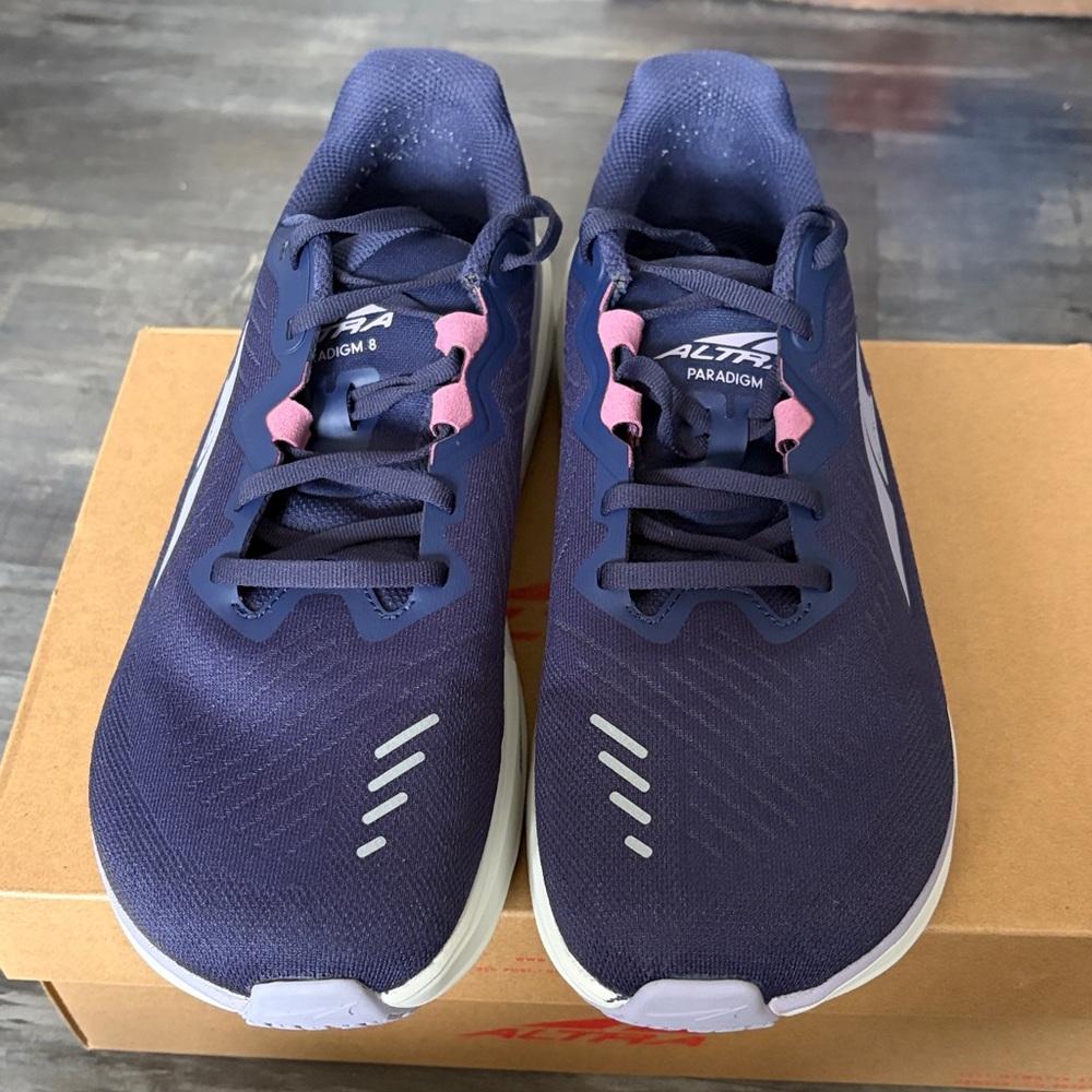 Altra W Paradigm 8 - Picture 2 of 8